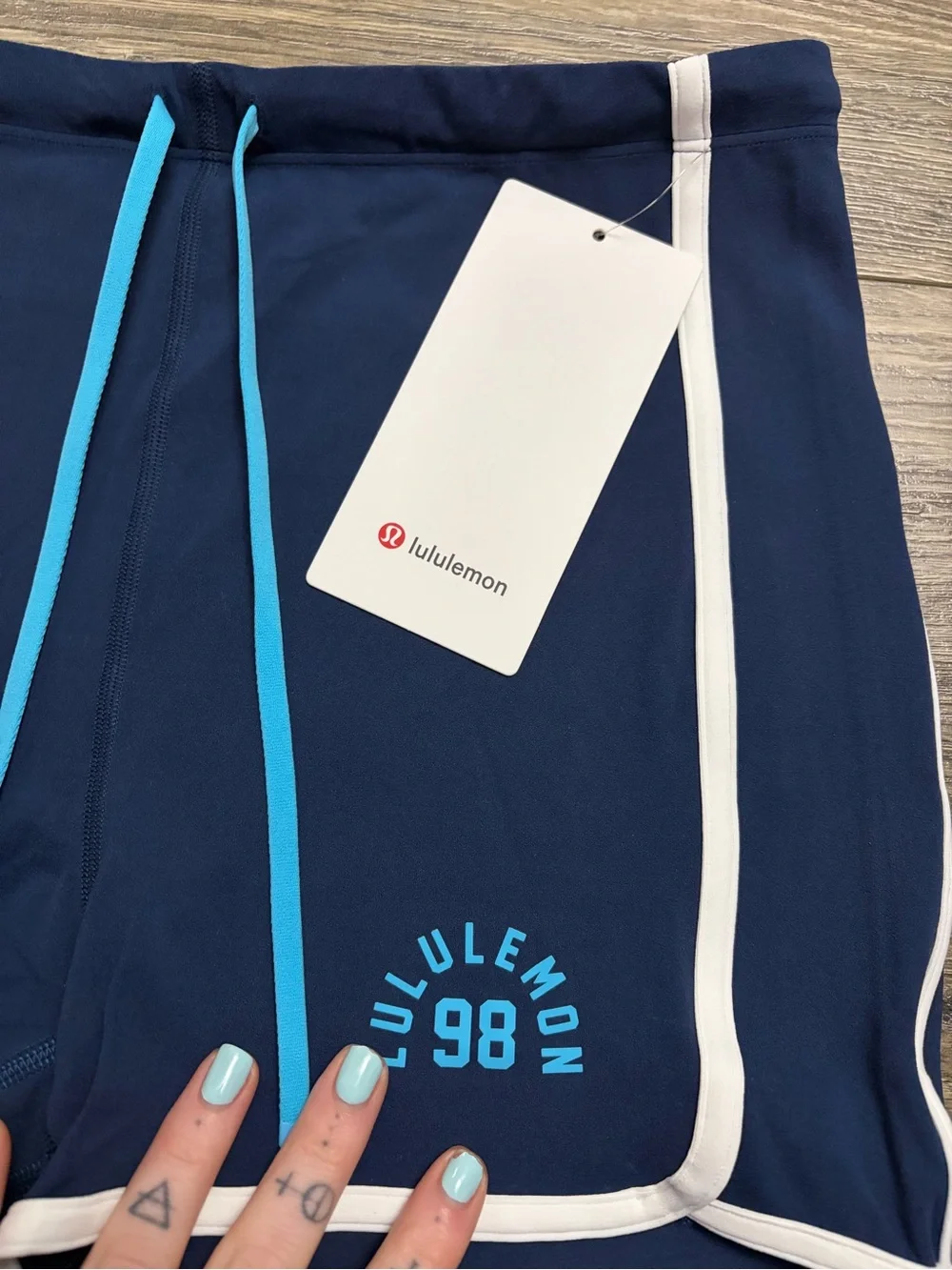 NWT Lululemon Nulu Sporty Trim High-Rise Short *3” (Club Blue/White) Size: 10